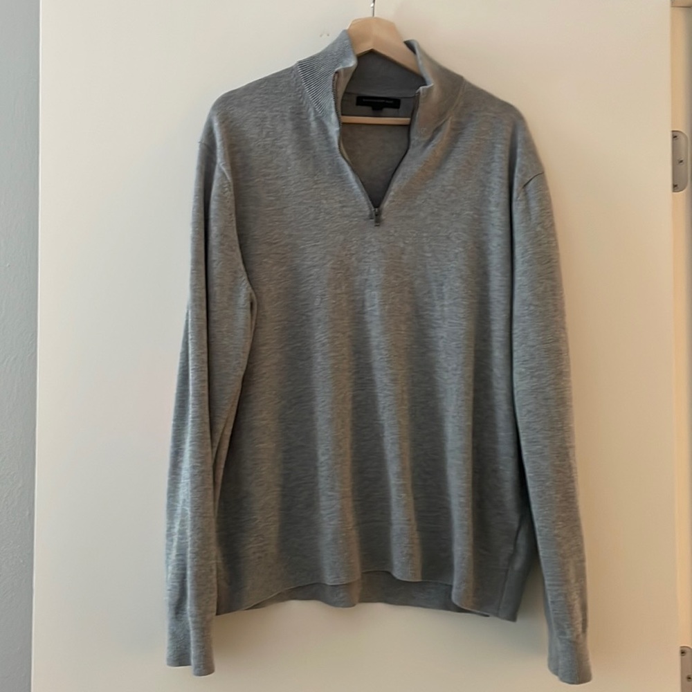 Banana Republic gray sweater